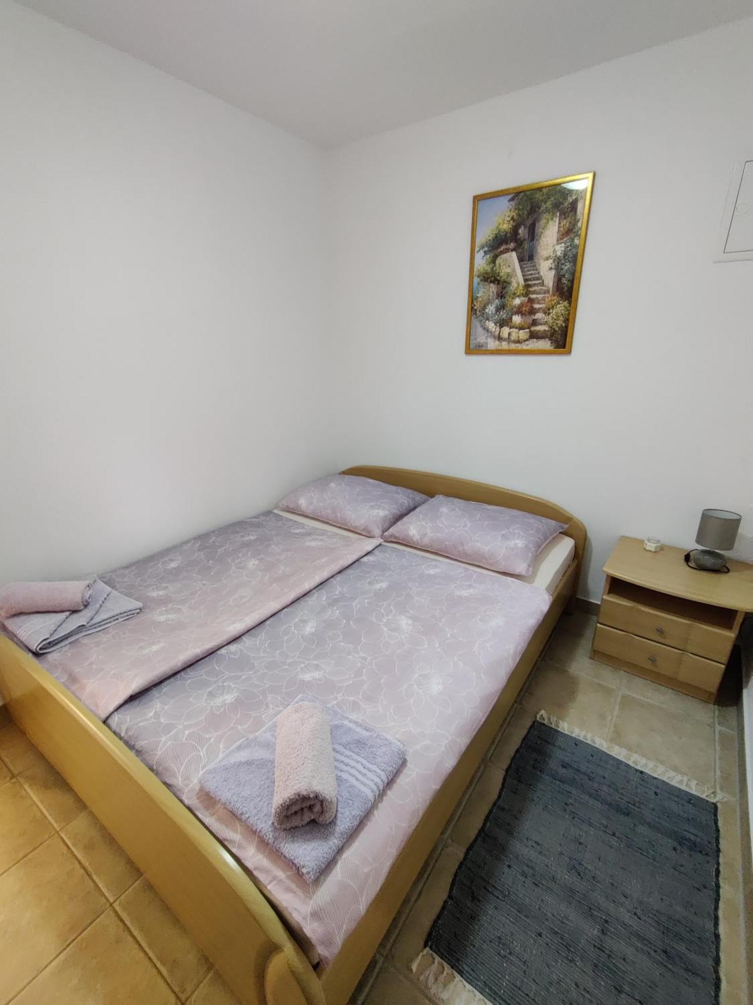 Apartman Kristina Vrbnik Exterior foto